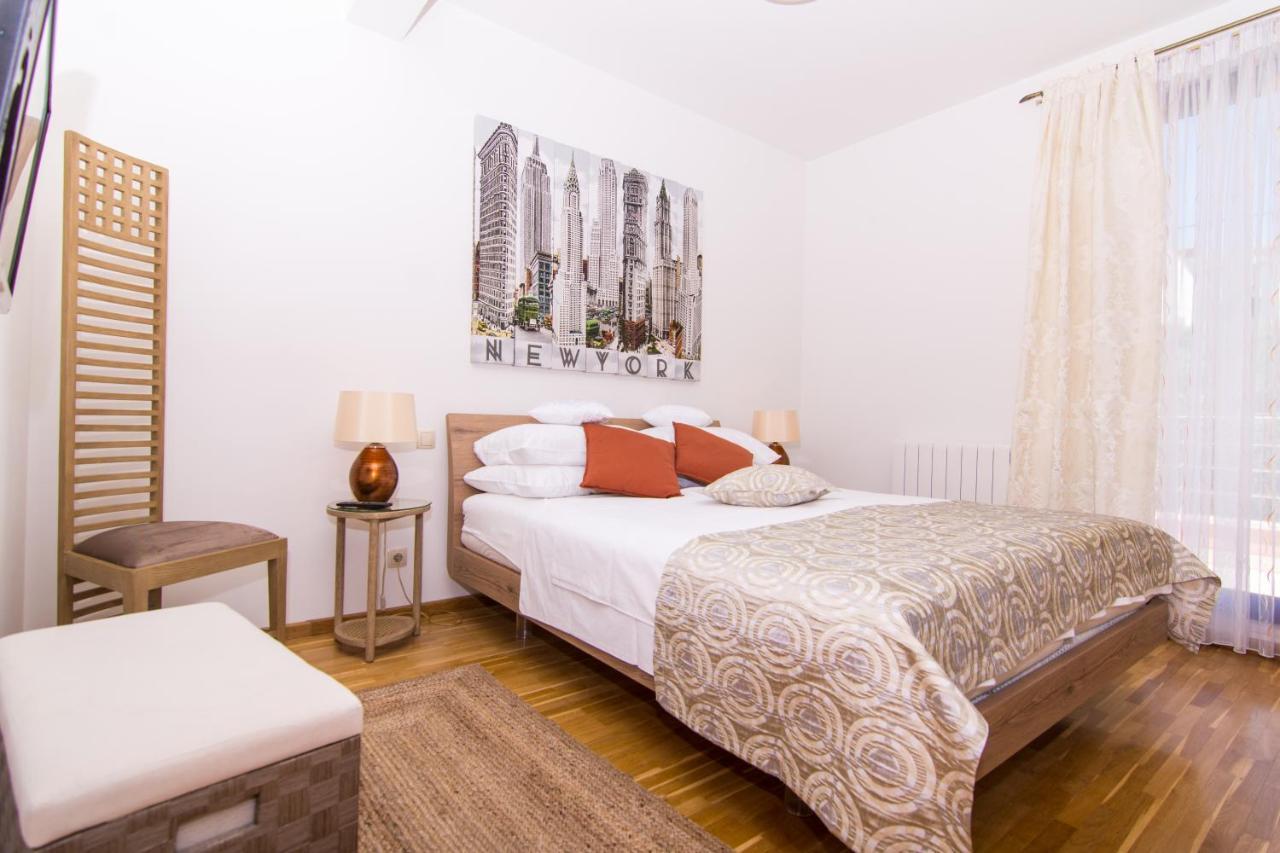 Gallery Luxury Suites & Rooms-Only Adults Split Exteriér fotografie
