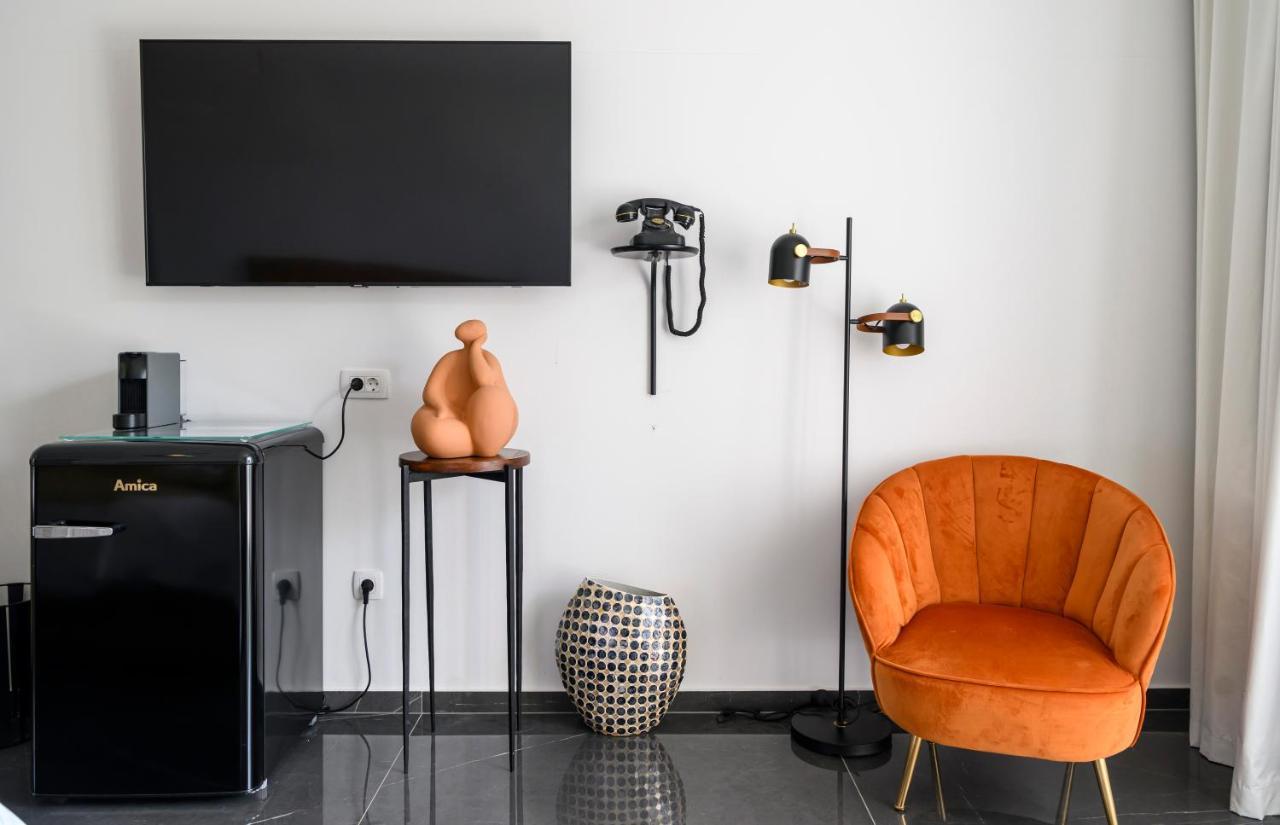Gallery Luxury Suites & Rooms-Only Adults Split Exteriér fotografie